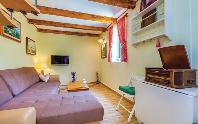 Beautiful home in Polje w/ 2 Bedrooms