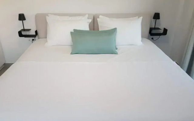 Nama Luxury Villa 250m From the sea Makry Gialos