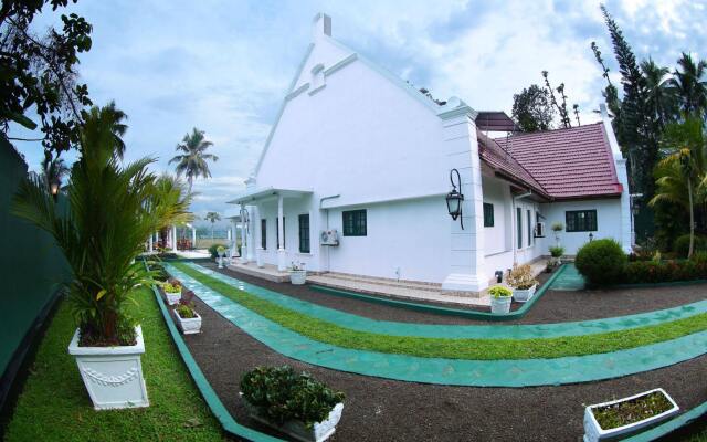 Anthiekka Airport White Villa