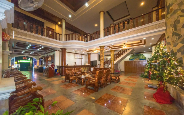 Tony Resort