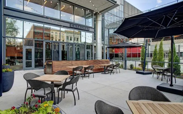 The Farnam, Autograph Collection