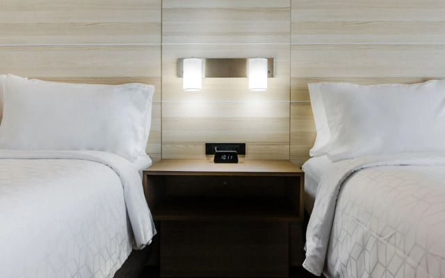 Holiday Inn Express Hotel & Suites Edmonton South by IHG