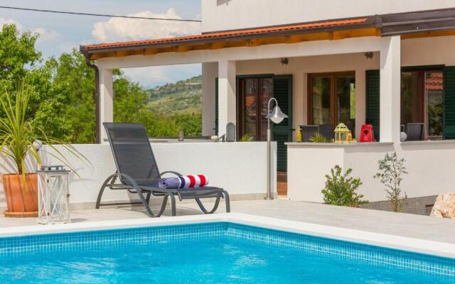 Villa Sunshine