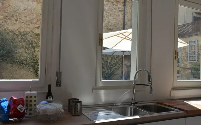 Dimora 16 Rooms & Garden