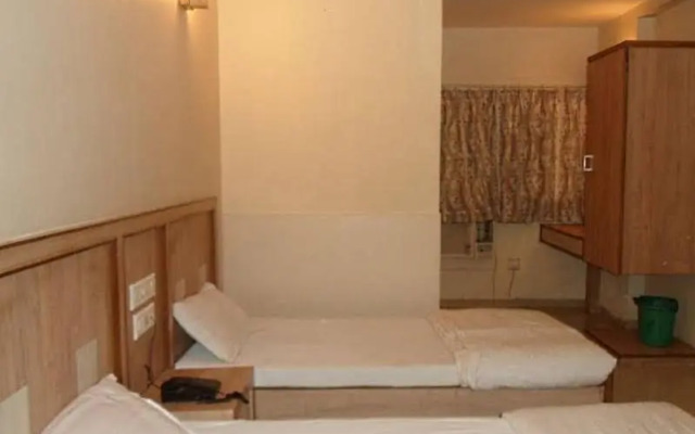 OYO Rooms Paldi Bus Stand