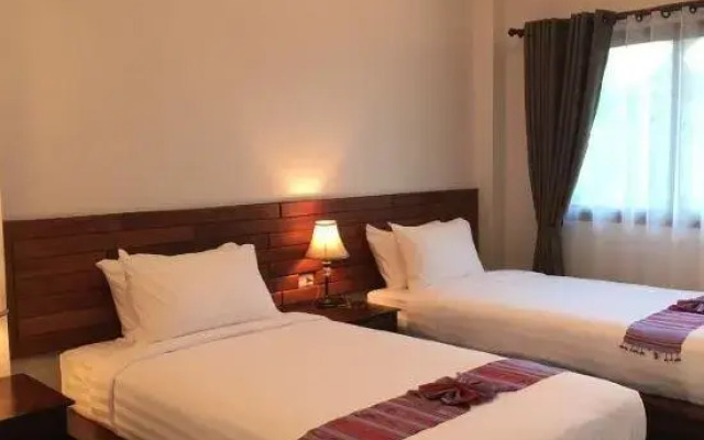 Nangreenlakeview Resort