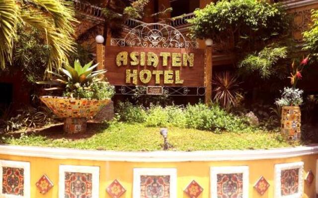 Asiaten Hotel