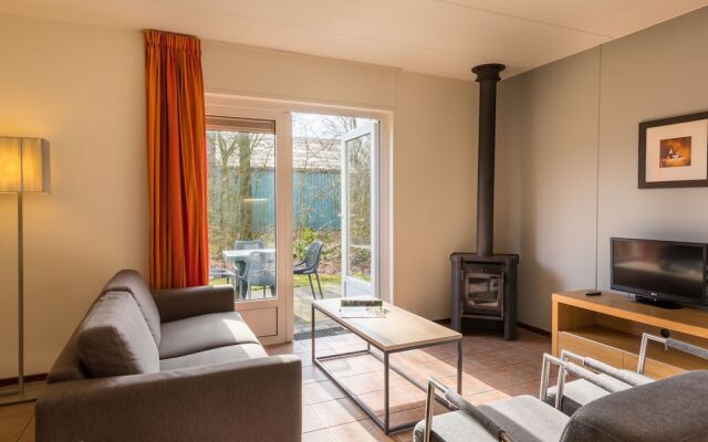 Comfortable Bungalow Near Hunebedcentrum
