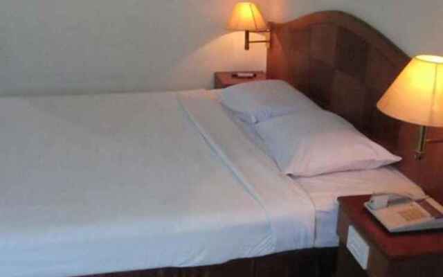 Golden Virgo Hotel