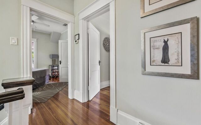 Casa Doble - Two Units, One Location!