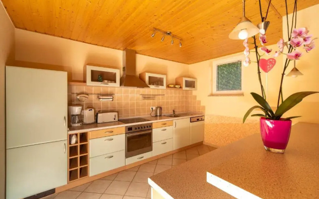 Lizi Apartman