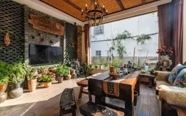 Xianju County, this evening, Hexi Inn