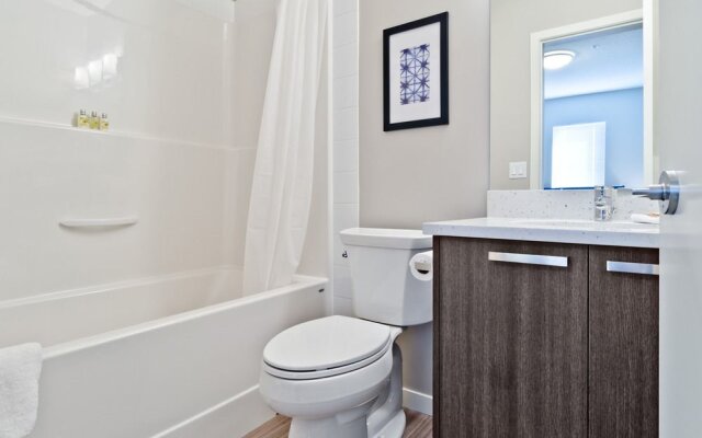 1410 Inglewood Condominium