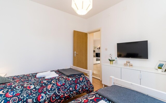 Awesome Home in Bosanka With Wifi and 2 Bedrooms