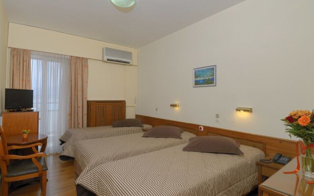 Hotel Nefeli