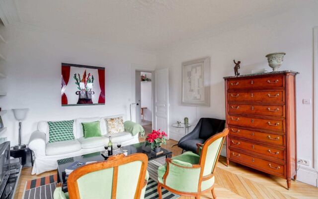 Gorgeous Flat - 3 Mins to Oberkampf Metro