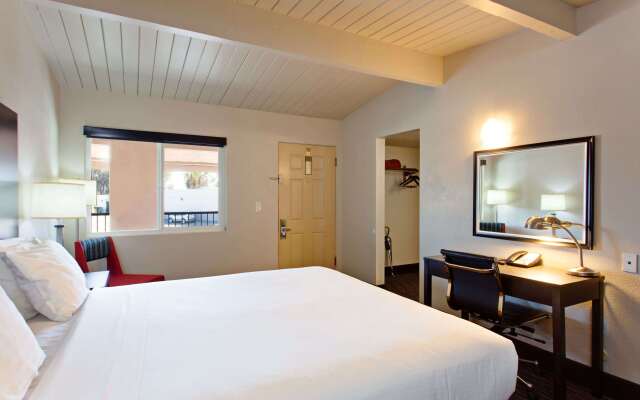 Days Inn by Wyndham Chowchilla Gateway to Yosemite