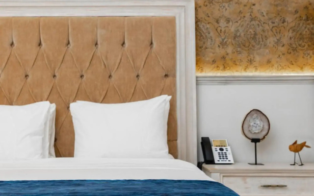 voco Royalty Puebla Downtown by IHG