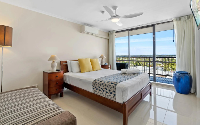 Alex Beach Cabins – Guest Rooms – Alexandra Headland