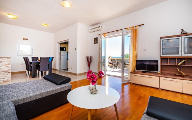 Stunning Home in Maslenica With Wifi and 3 Bedrooms