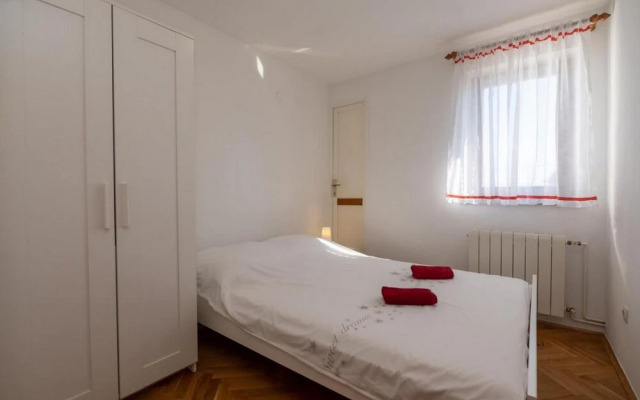 Seaview Apartment Lara