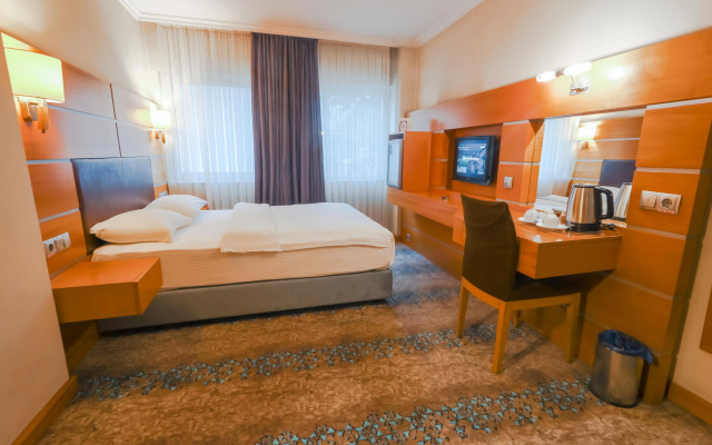 Ankara Plaza Hotel