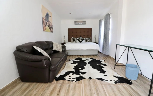 Msitu Kwetu Lodge & Safaris