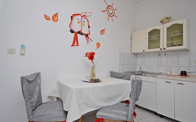 Apartments and Rooms Meri