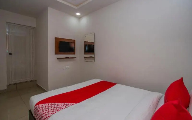 Varcity Phi Pavilion By OYO Rooms