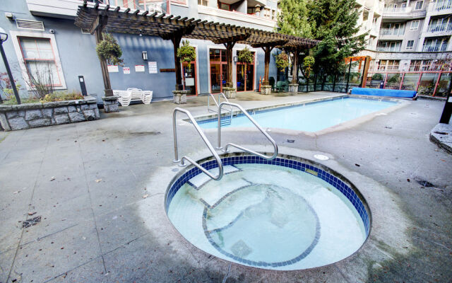ResortQuest Marketplace Lodge