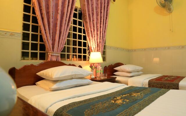 The Golden Square Villa
