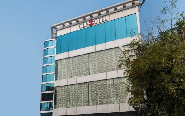 OYO 10614 Hotel Glassotel