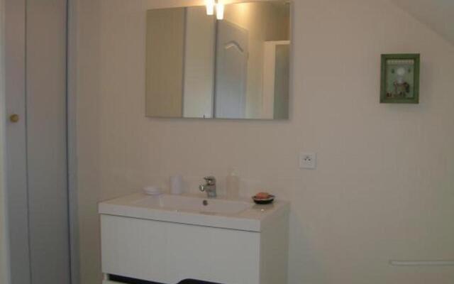 Gîte Verneix, 4 pièces, 6 personnes - FR-1-489-133