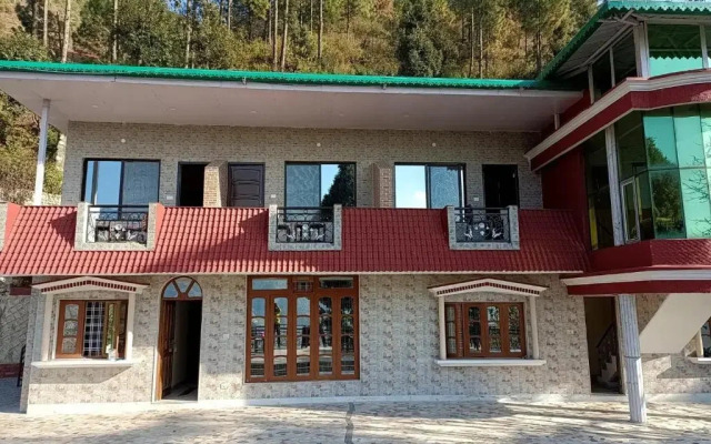 Hotel 7 Heights by OYO Rooms