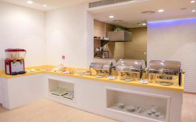 Muscat Inn Hotel