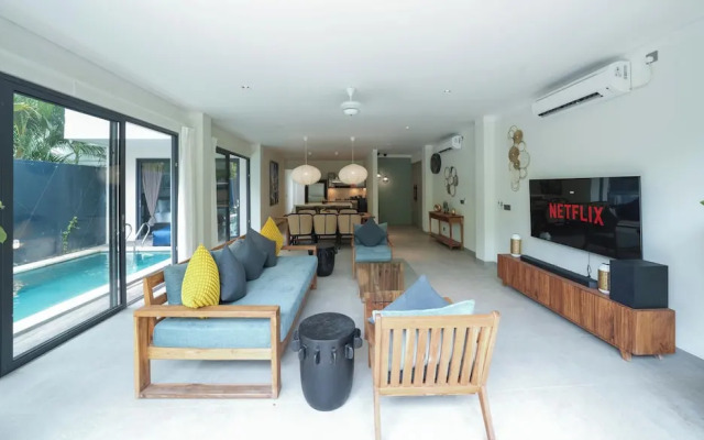 Twin Villas Drupadi 8Br Seminyak