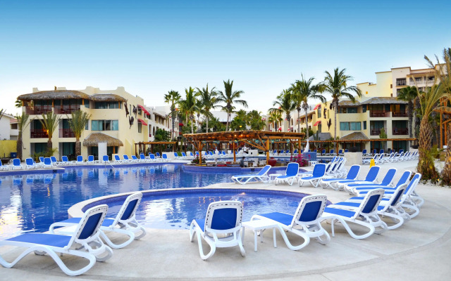 Grand Decameron Los Cabos, A Trademark All-Inclusive Resort