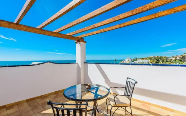 Villas Nerjazul - El Peñoncillo Beach