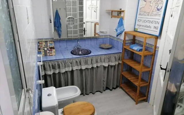 Casa Maruja en Cutar con Jacuzzi y Wifi Fibra