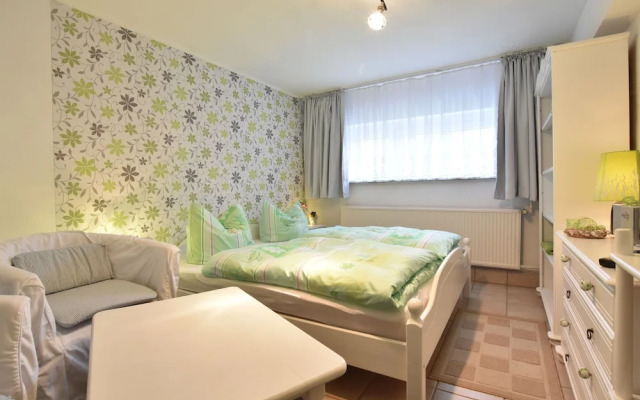 Cozy Apartment in Kühlungsborn near Sea