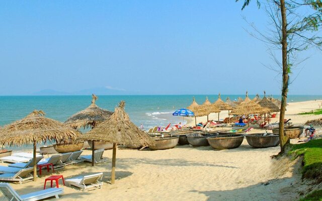 Tropical Garden Homestay Villa