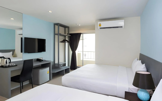 Zircon Hotel