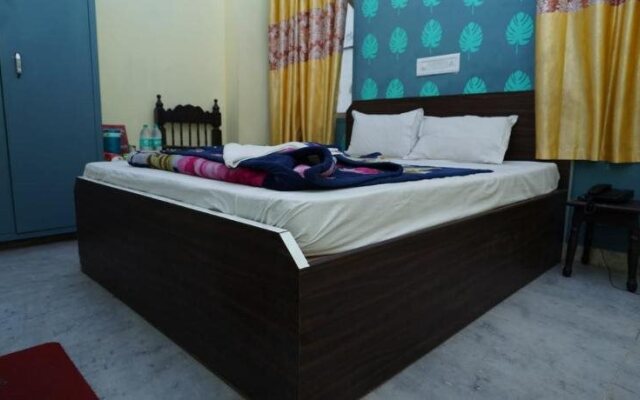 Hotel Gokul Palace