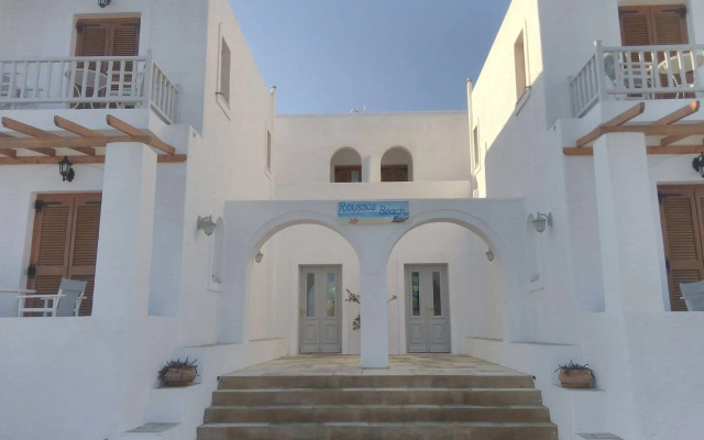 Hotel Roussos Beach