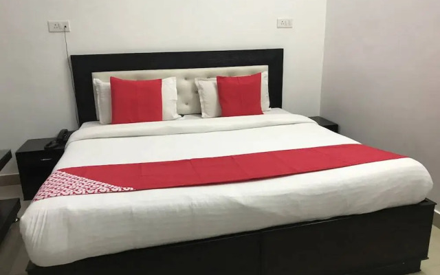 Hotel Akash Ganga by OYO Rooms