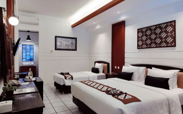 Paku Mas Yogyakarta