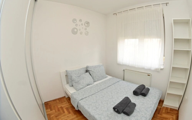 HomeRent White
