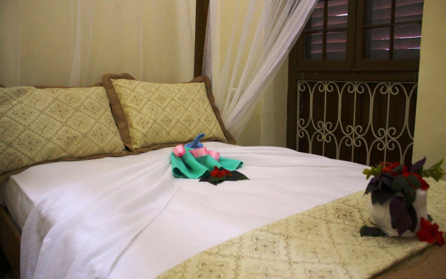 The Island Town Hotel - Adults Only