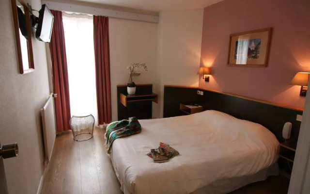 Hotel Denfert Montparnasse