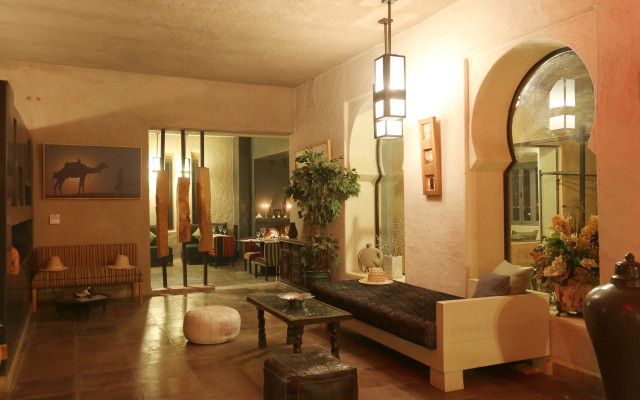 Shems Moon Lodge & Spa